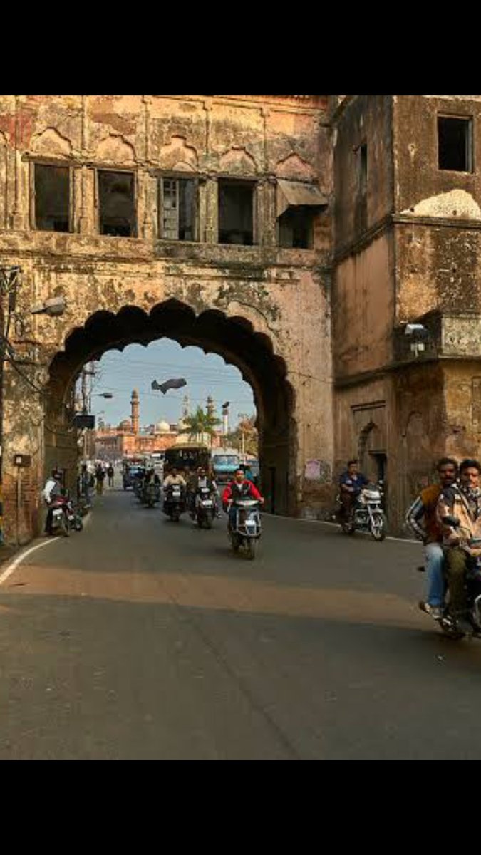 gemsofbabus_'s tweet photo. Why don't we renovate/maintain our historic buildings❓#yethikkarkedikhao

Bhopal 🇮🇳                                 France 🇫🇷 https://t.co/WNyhYx4Ol9