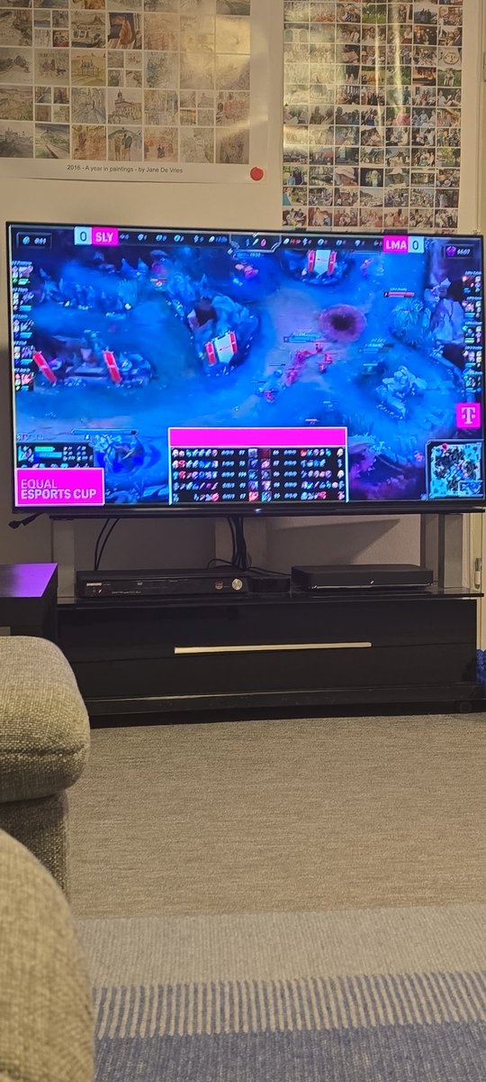 Dubbyking (@dubbykingg) on Twitter photo Retreating to the basement and putting the stream on the big TV so I can cool down from the current heatwave.
Also get to see some of the UKELs finest do what they do best.
Go get it <a href="/BlackBloxer/">BlackBloxer</a> <a href="/LunaCasts/">Drew "Luna" Wilcox🏳️⚧️</a> <a href="/JrealCasts/">Jreal</a> Retreating to the basement and putting the stream on the big TV so I can cool down from the current heatwave.
Also get to see some of the UKELs finest do what they do best.
Go get it <a href="/BlackBloxer/">BlackBloxer</a> <a href="/LunaCasts/">Drew "Luna" Wilcox🏳️⚧️</a> <a href="/JrealCasts/">Jreal</a>