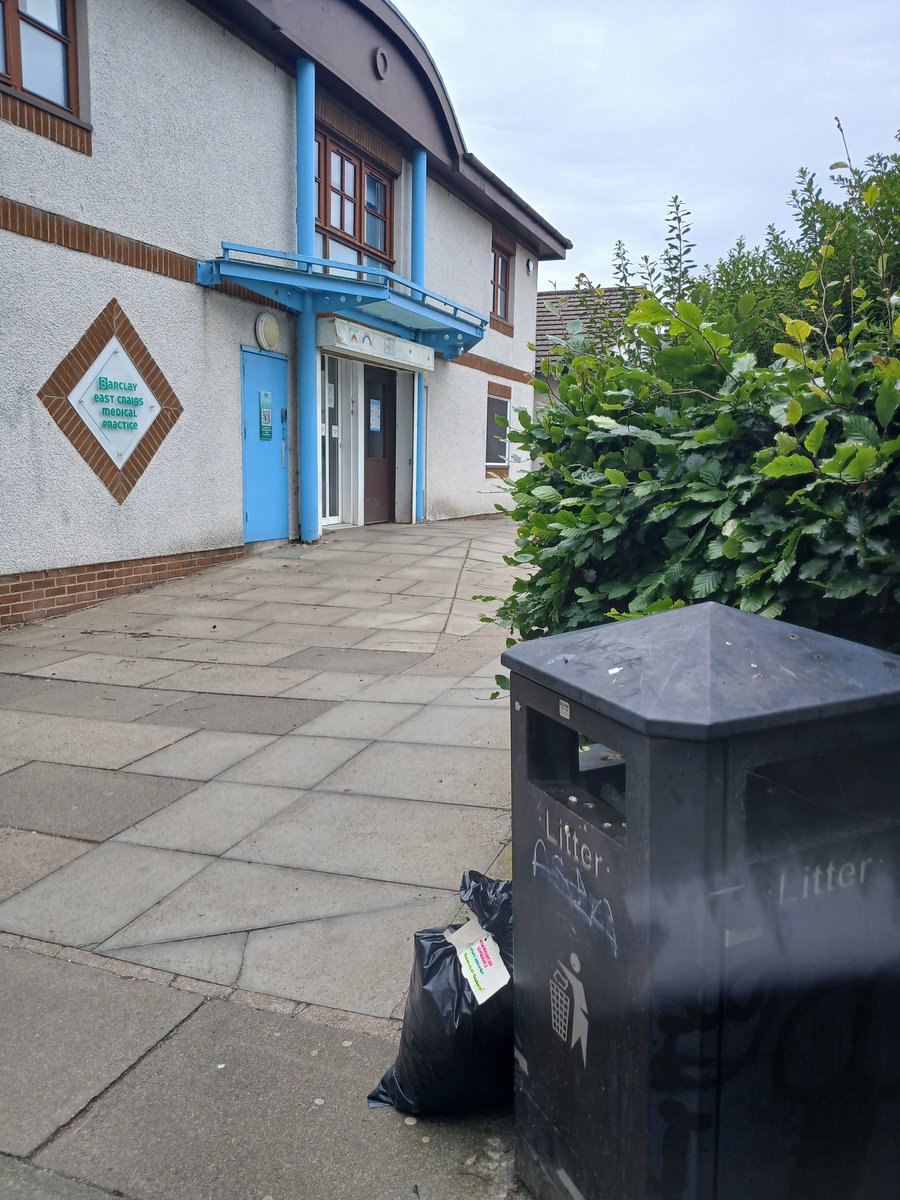 Pjayvee (@pjayvee38) on Twitter photo Another mammoth #lunchandlitterpick with <a href="/EllieGirl699/">Elliegirl699</a> today! 😆
McD's at Corstorphine 🍽 followed by a clear up from Drumbrae North through Craigmount to East Craigs! 👣🥵
First 6️⃣ for July's #OneMillionBags
Absolute mess at the ♻️ behind the Mid Yoken 😭
All tidy now! 👌 Another mammoth #lunchandlitterpick with <a href="/EllieGirl699/">Elliegirl699</a> today! 😆
McD's at Corstorphine 🍽 followed by a clear up from Drumbrae North through Craigmount to East Craigs! 👣🥵
First 6️⃣ for July's #OneMillionBags
Absolute mess at the ♻️ behind the Mid Yoken 😭
All tidy now! 👌