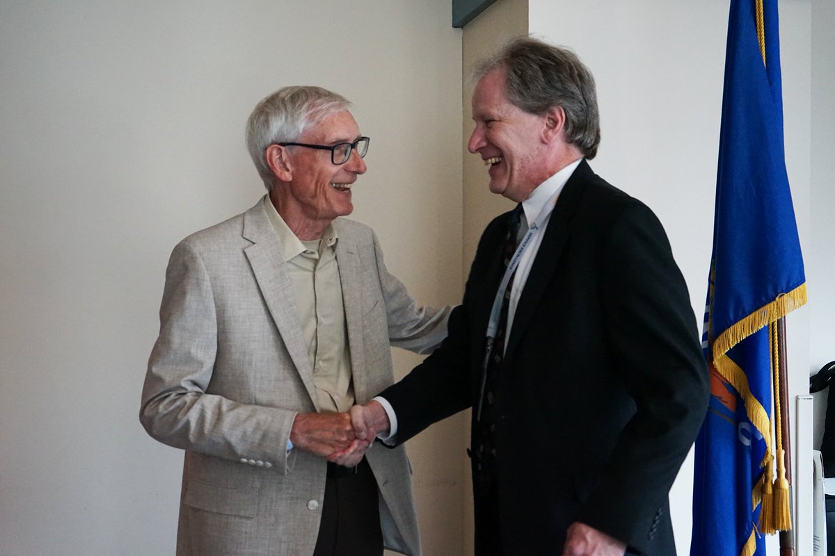 WisconsinDOA's tweet image. We were thrilled to welcome @GovEvers to the Administration building yesterday! He met with Secretary Blumenfeld, @wisconsinoci Commissioner Houdek and staff, and celebrated the incredible work of our state employees. Thank you, Governor, for your visit and support! #WeAreDOA