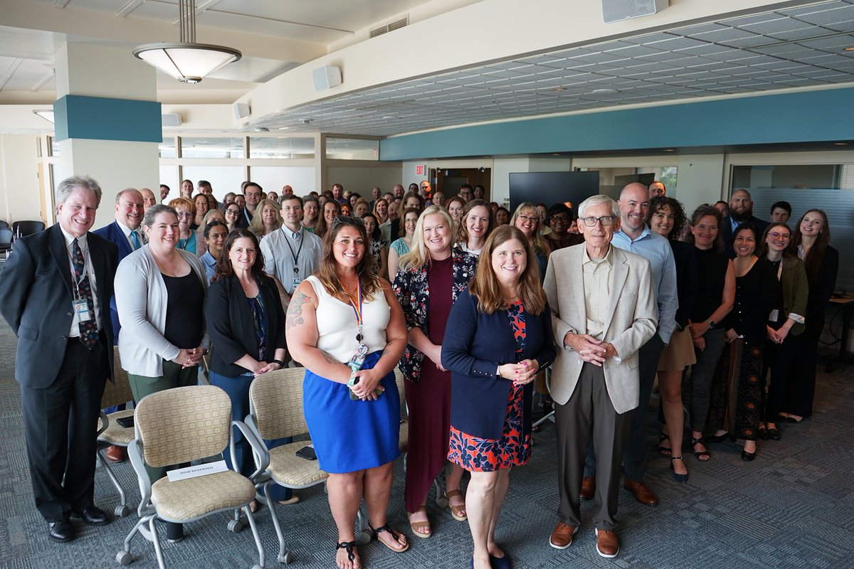 WisconsinDOA's tweet image. We were thrilled to welcome @GovEvers to the Administration building yesterday! He met with Secretary Blumenfeld, @wisconsinoci Commissioner Houdek and staff, and celebrated the incredible work of our state employees. Thank you, Governor, for your visit and support! #WeAreDOA