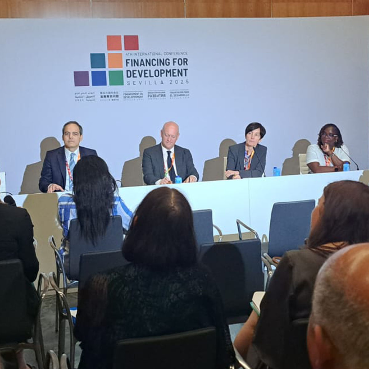 nokia's tweet image. Today, we proudly co-hosted an event with Finland at #FFD4 to bridge the #DigitalDivide. We discussed solutions to boost investments in trusted and sustainable digitalization in developing countries with leaders from @EU_Commission , @ITU , @EIBGlobal , @Citi , @BIDInvest , and