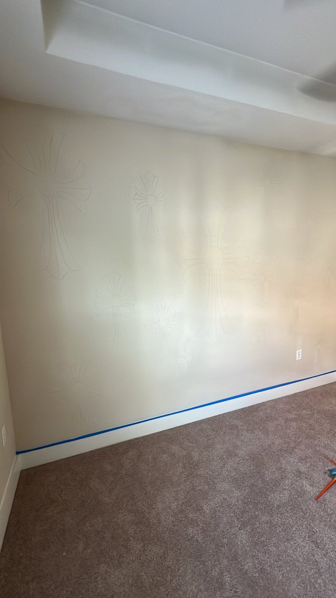 _TrippyHippy__'s tweet photo. Chrome Wall 🎨‼️ https://t.co/xCuVcEw7mV