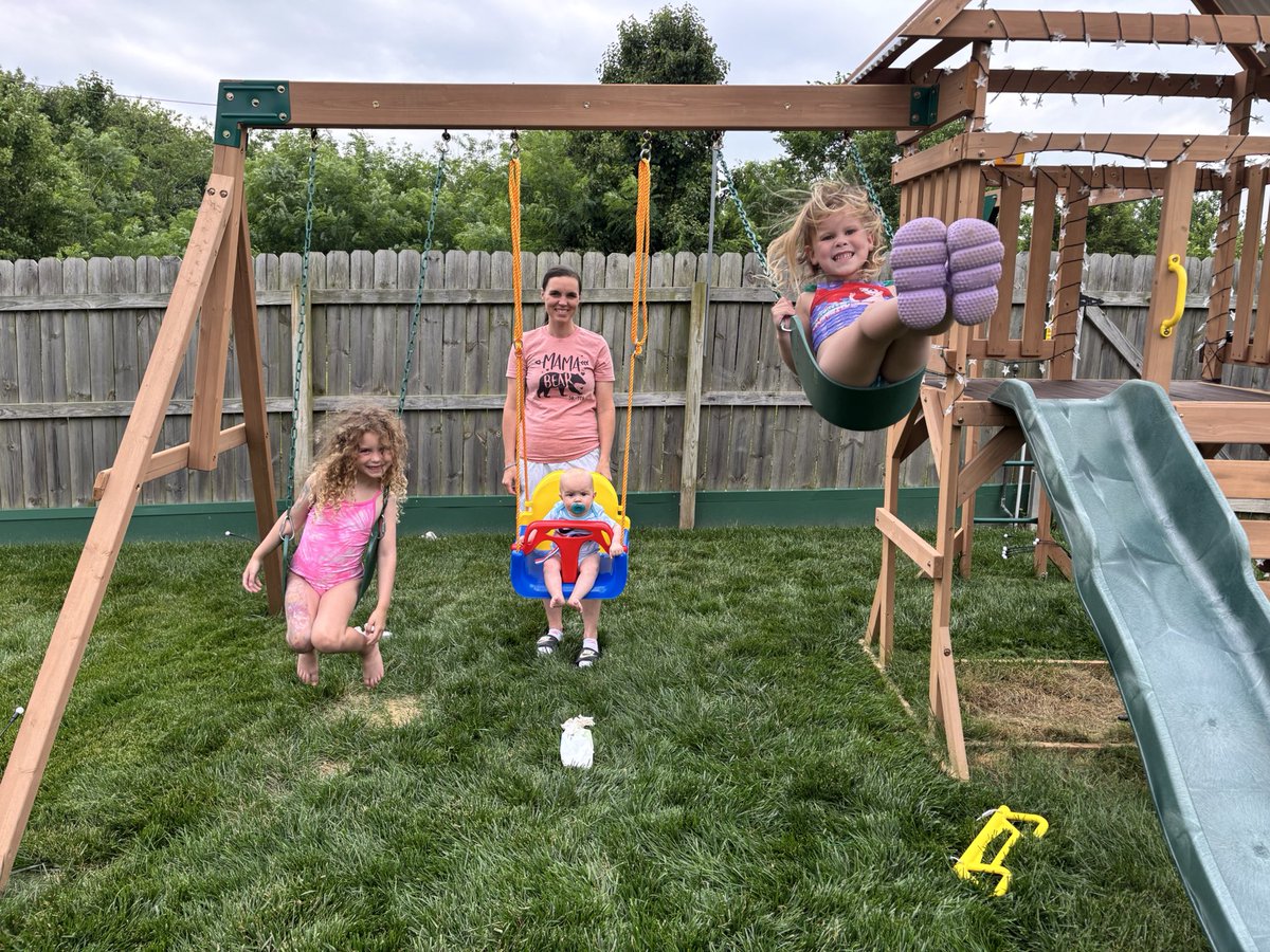 Happy big 35 to this loving mommy we are so lucky to have. Glad we get to celebrate you by exploring a new city and checking another stadium off our list. Thanks for all you do we love you. Have a great day!! #HappyBirthday🎉