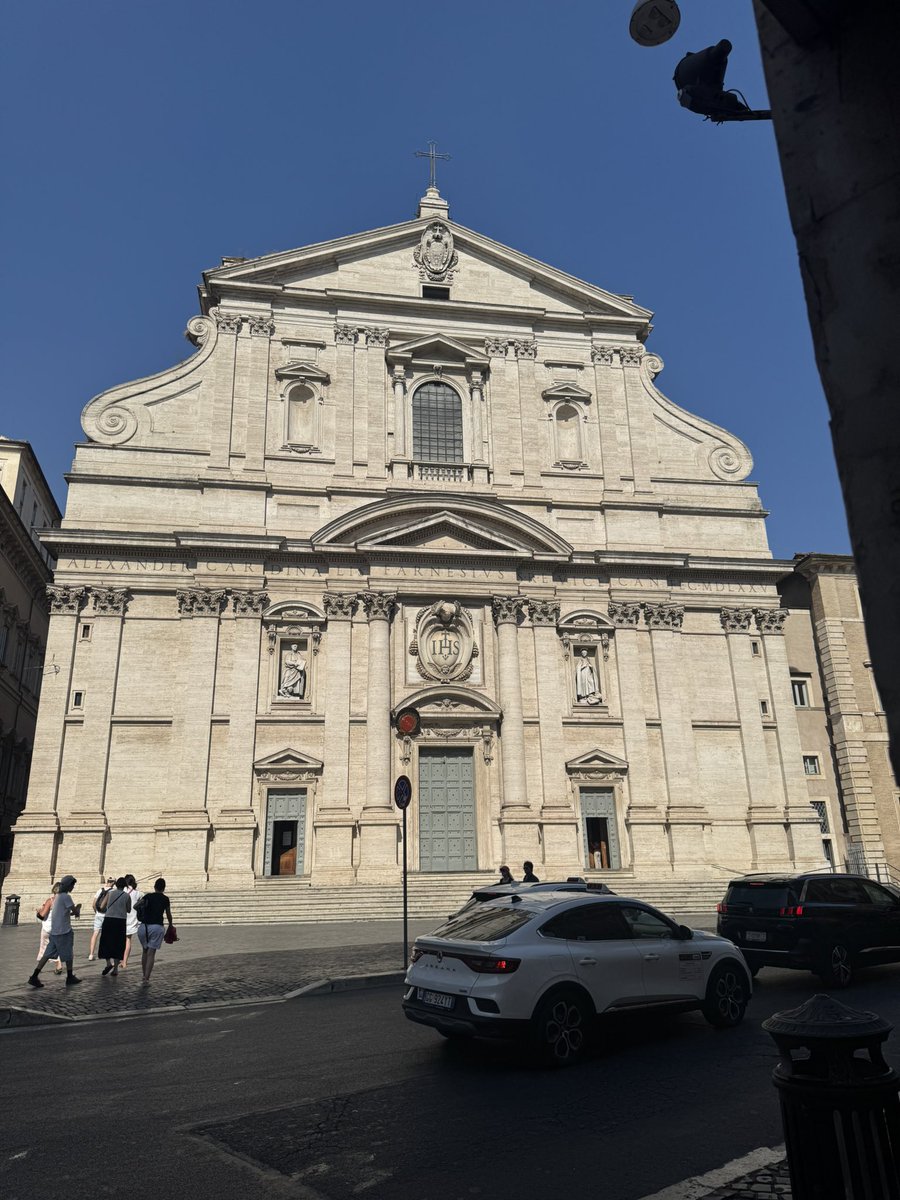 splcoleman's tweet image. Monday was the first day of the @GrosvenorChapel and @FarmStChurch joint choir pilgrimage to Rome. We began with a splendid concert at the Jesuit Church of the Gesu at which Fr Dominic and Fr Stephen were privileged to be interviewed by EWTN about their ecumencial work together.