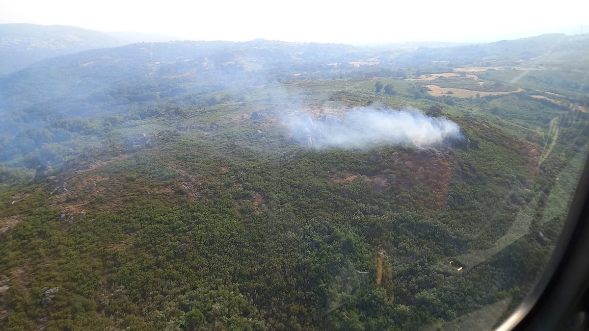 <a href="/BaseBarco/">Base Barco</a> sobrevoando incendio en Parada de Sil <a href="/Incendiosgalic1/">Incendios galicia</a> <a href="/incendios085/">incendios 085</a>