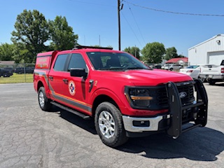 StateWideEmerg1's tweet photo. 🔥 Proud to build local! 🔥
Thank you to Chief Jon Jones, Van Wert Fire Dept &amp; the City of Van Wert for trusting us with their 2024 Ford F-150 Fire Command Vehicle — equipped with SoundOff, Federal Signal, Setina, Havis, Decked, &amp; Kussmaul. #VanWertFire #LocalBuild #FleetReady https://t.co/WyVqx00FT4