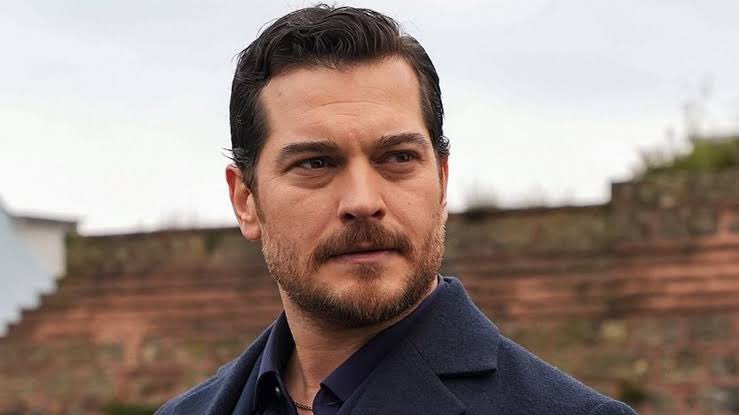 Çağatay Ulusoy yakında Uykusuz filmi için sete çıkacak… Temmuz ortası diyebiliriz… #CagatayUIusoy 📌