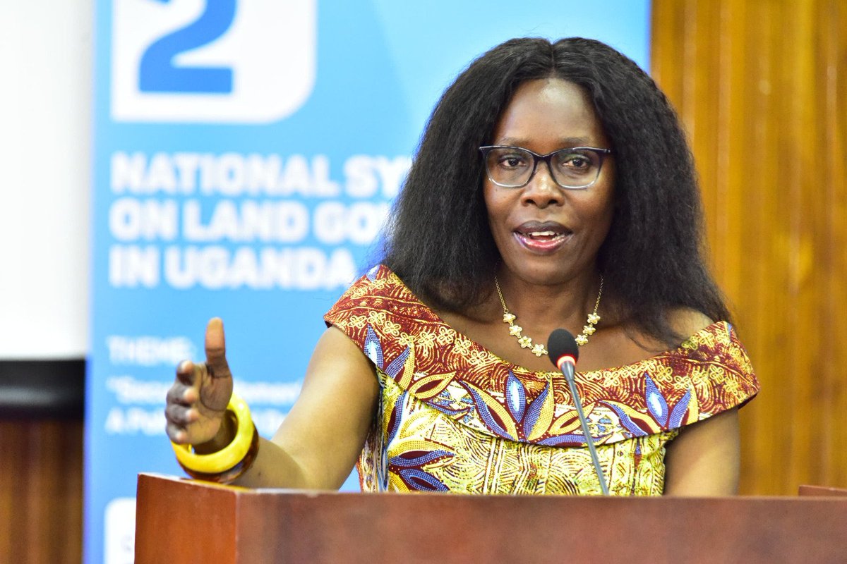 A Kampala businessman has petitioned lands minister Judith Nabakooba over an 18-decimals piece of land at Mengo-Kisenyi in Kampala. The land is currently occupied by Fuelex Uganda Limited, the successor in title of Kobil Uganda Limited.

Source: NEW VISION