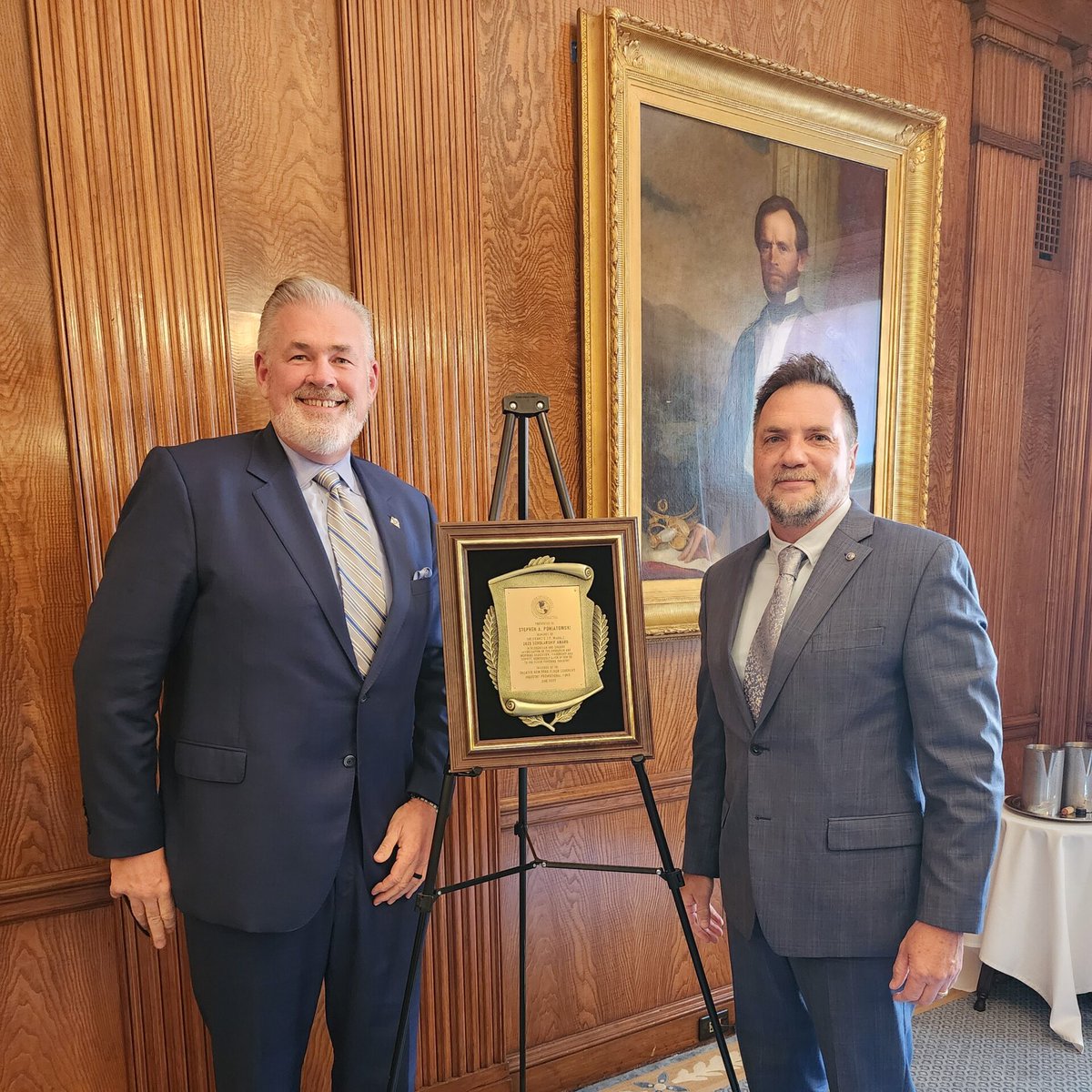 🏅A pair of high-school seniors and a distinguished commercial installer were recognized with Francis J.P. McHale Scholarship Awards. 

🎉 Marking its 40th anniversary, the scholarship program has awarded $1.4 million in scholarships. 

👉🏼 Learn more: bit.ly/3TmgAeF
