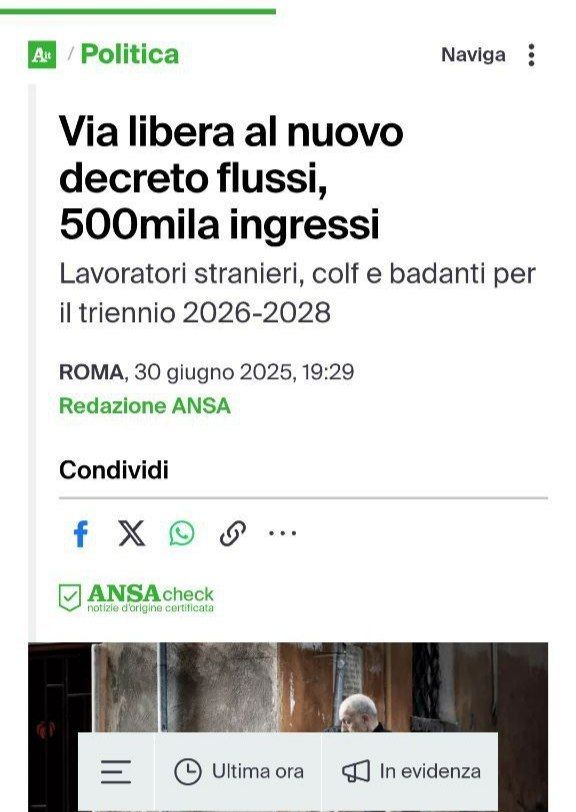 AretusaMoro's tweet photo. Quello che l'opposizione non è riuscita a fare con il referendum lo fa in tutta tranquillità il governo, che voi lo vogliate o meno.
Poi parlatemi ancora di voto o democrazia... https://t.co/RkHlEb1Ouo