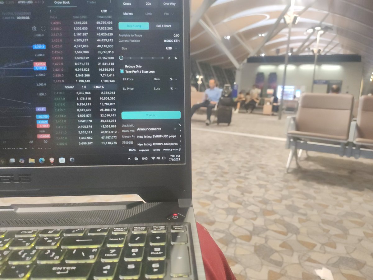 Flight delay=hyperliquid x.com/JoshDev0/statu…