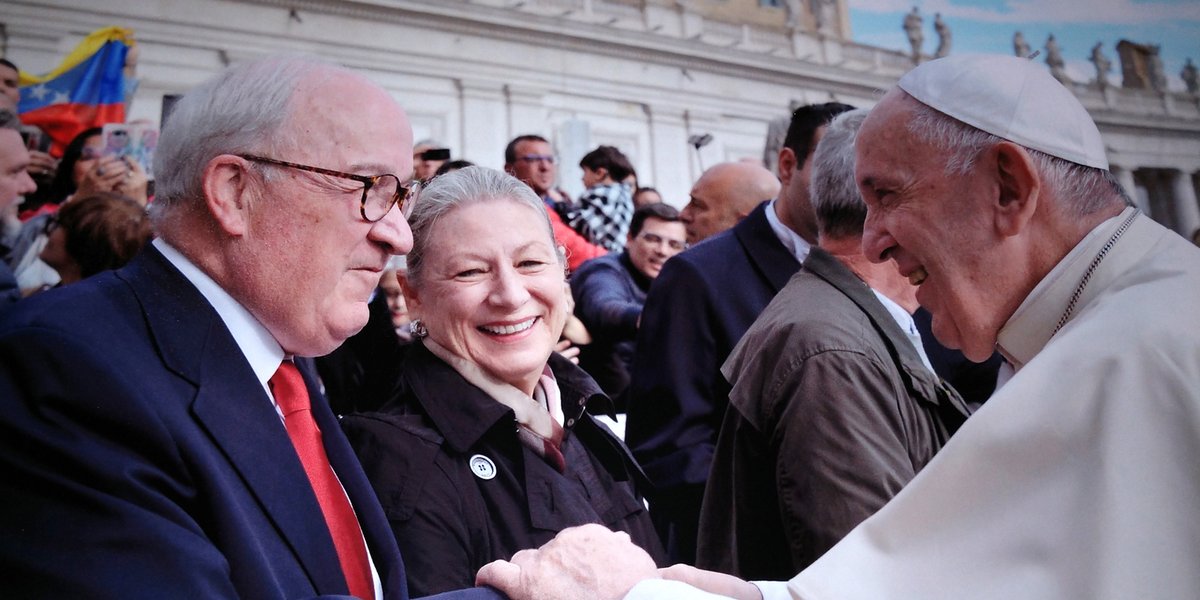The latest issue of ONE Connection, our alumni newsletter, describes the fascinating 50-year career of Mickey Pohl. jonesday-ecommunications.com/411/11119/june…