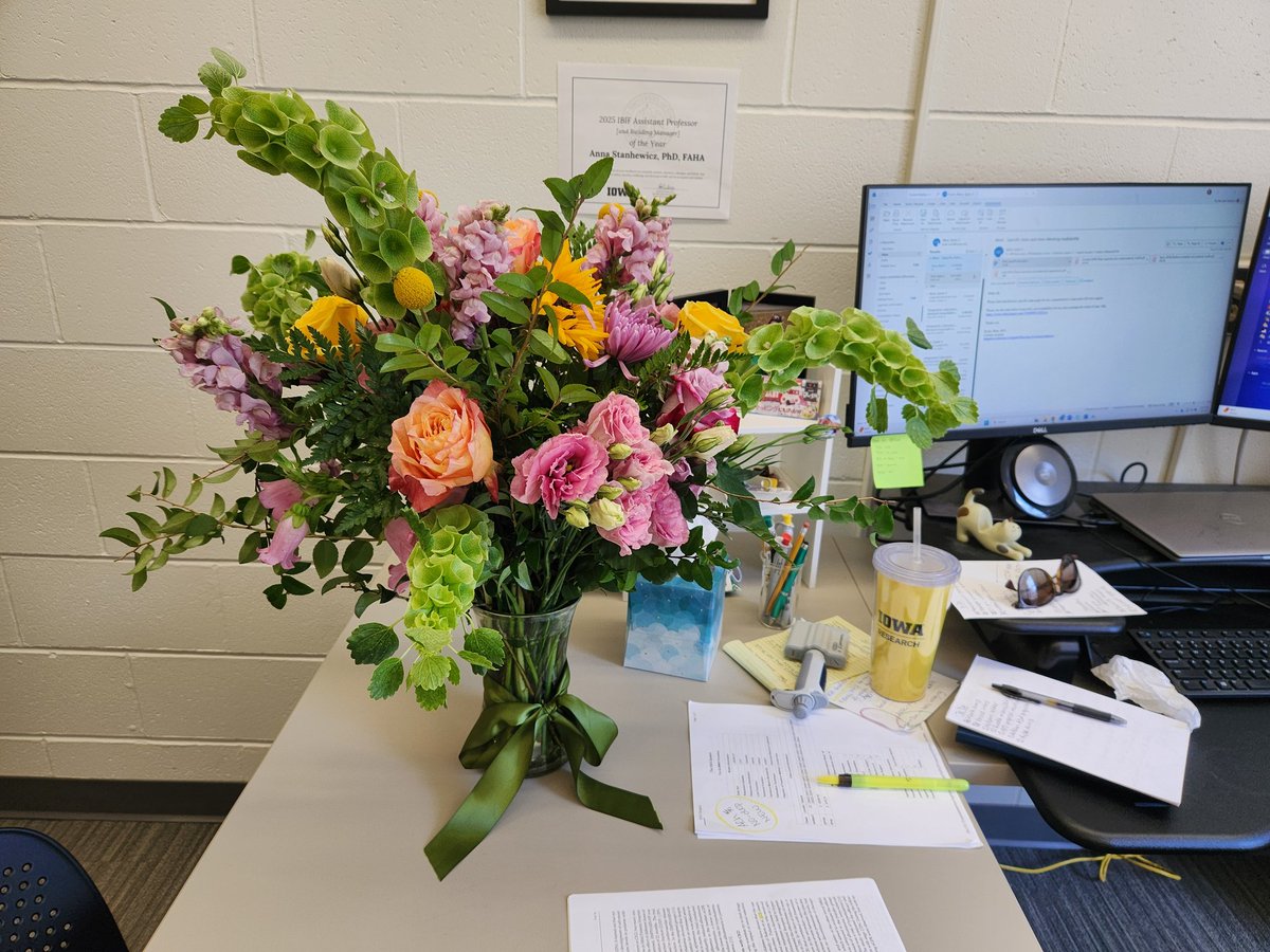 Anna Stanhewicz tweet media