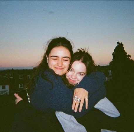 outerashaa's tweet image. um ano de manual de assassinato para boas meninas ♡ só consigo sentir gratidão por fazer parte de algo tão especial. obrigada pela oportunidade, pelos aprendizados, e principalmente pelos amigos que eu ganhei pra vida. que venham mais histórias assim.