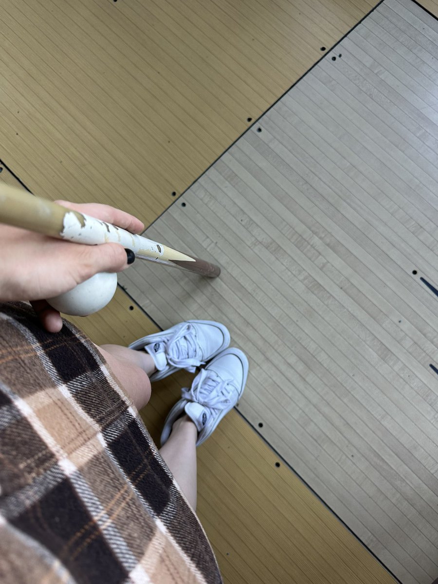 miassocks2204's tweet photo. Do you like playing pool? https://t.co/T9oROH77UO