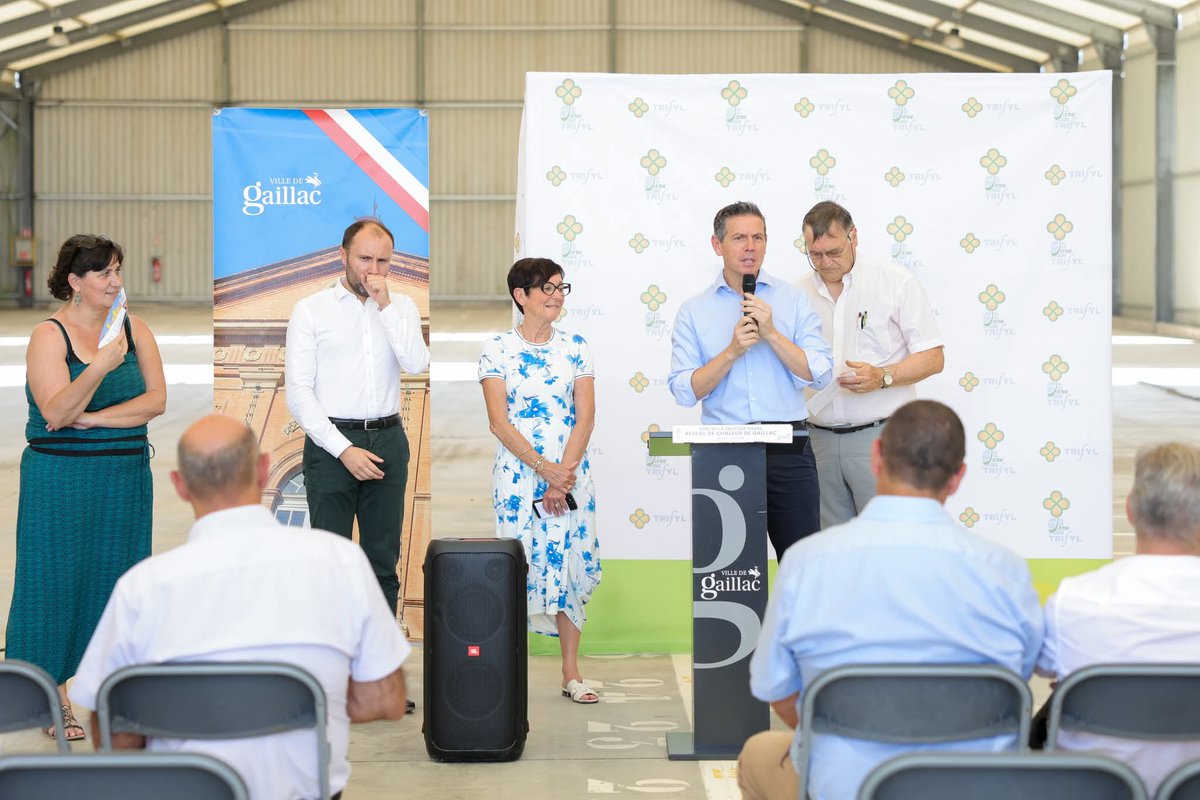 Pose de la 1ère pierre du réseau de chaleur de Gaillac

Trifyl lance son projet le plus ambitieux dans le Tarn : 5 km de réseaux, 21 bâtiments publics raccordés (dont l’hôpital, la mairie, des logements et des établissements scolaires) et 3 000 tonnes de déchets bois valorisées