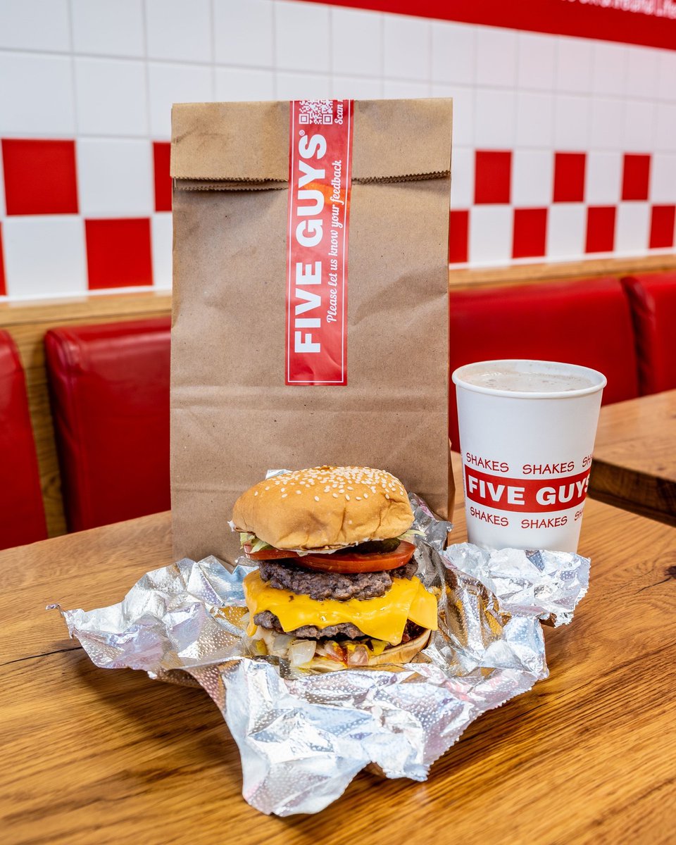 GoWaterGardens's tweet image. Craving a proper burger fix? π @FiveGuys is always the answer.