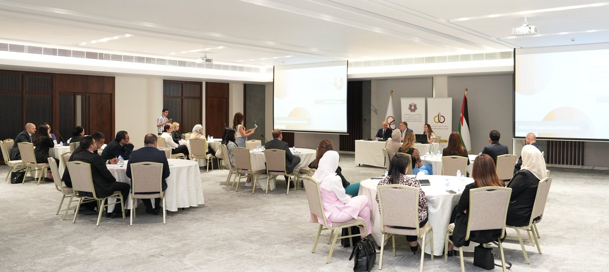 Association of Banks in JO -جمعية البنوك في الاردن (@abjinjordan) on Twitter photo جلسة تعريفية بجائزة الحسين بن عبدالله الثاني للعمل التطوعي في جمعية البنوك في الأردن
لقراءة الخبر عبر الرابط:
abj.org.jo/qqmq جلسة تعريفية بجائزة الحسين بن عبدالله الثاني للعمل التطوعي في جمعية البنوك في الأردن
لقراءة الخبر عبر الرابط:
abj.org.jo/qqmq