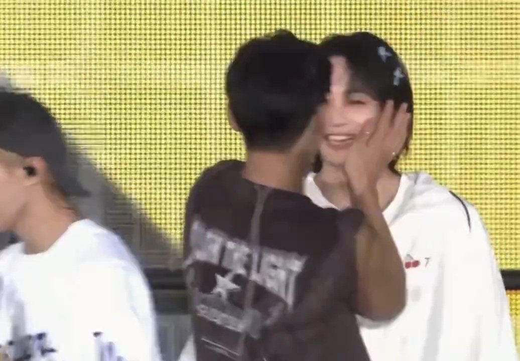 mjj_sb's tweet image. 걍 이게 밍쫑 코어야 밍쫑의맛 밍쫑 넣으면 나오는 디폴트값 연하공연상수의정석