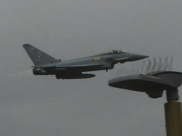 DAviation17's tweet photo. Heres another photo of the great display from the @RAFTyphoonTeam Typhoon (ZK-324) Flying Very Low on 08/06/25 at the Cosford Air Show. #RAFTypoon #Typhoon #ZK324 #Rafcosford #condensationvortices  #cosfordairshow #raf #cosford https://t.co/U9oZvknfOI