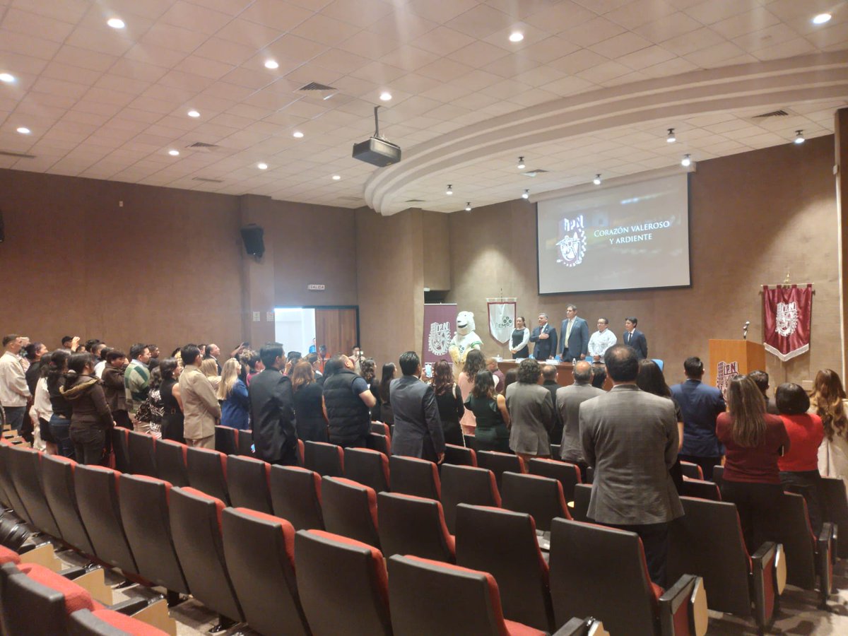 UPIEM_IPN's tweet photo. 🎓✨ ¡Seguimos celebrando en la UPIEM!
La Toma de Protesta continúa con entusiasmo, emoción y mucho orgullo politécnico.
Nuestras y nuestros egresados reafirman hoy su compromiso con la transformación energética y la movilidad sostenible de México. 🇲🇽⚙️
#TomaDeProtestaUPIEM https://t.co/imxCZeVfmH
