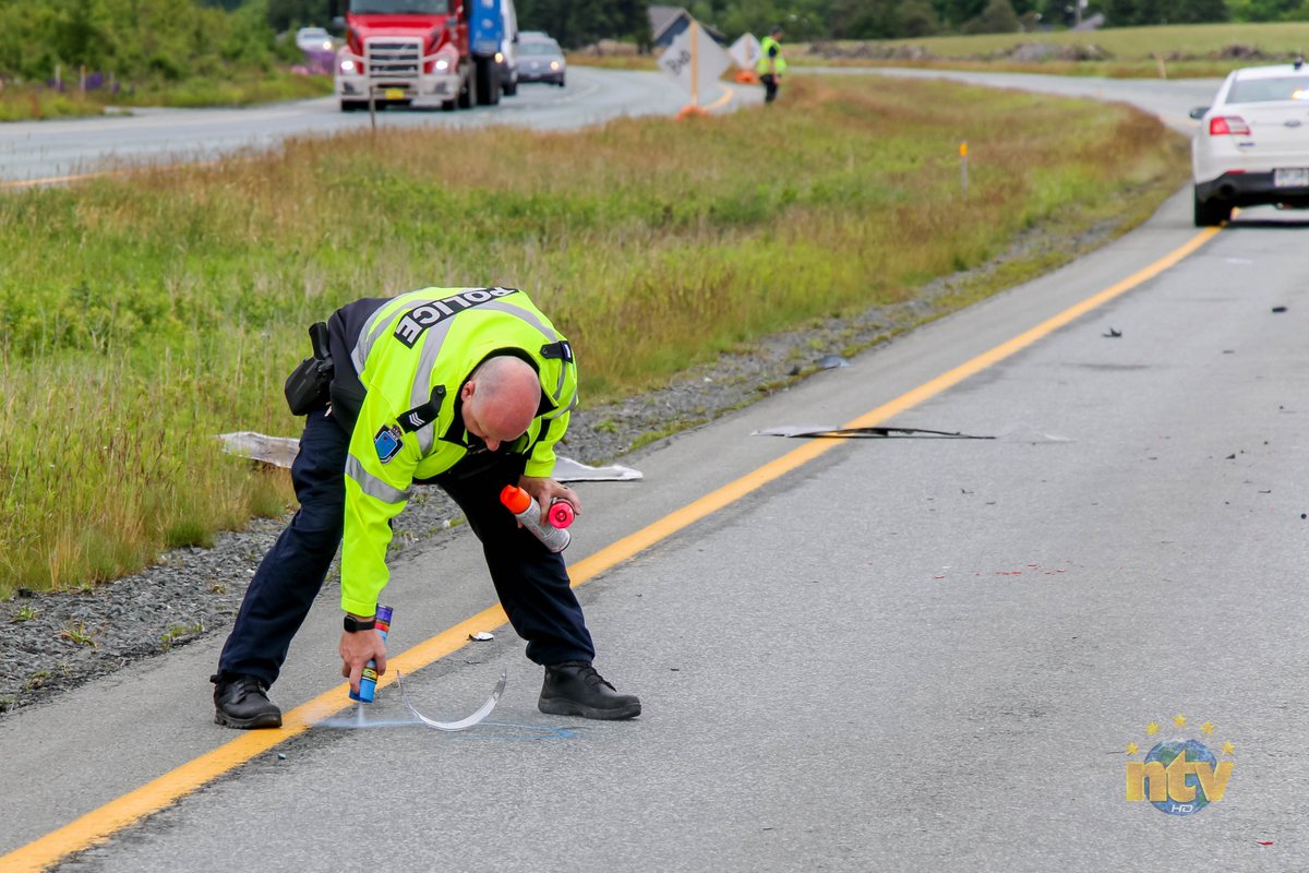 The RNC have confirmed that a 40 year-old man from Conception Bay South is dead following a collision this morning on Pitts Memorial Drive.  Police are seeking information.

Updated story: ntv.ca/serious-collis…

#nltraffic <a href="/NTVNewsNL/">NTV News</a>
