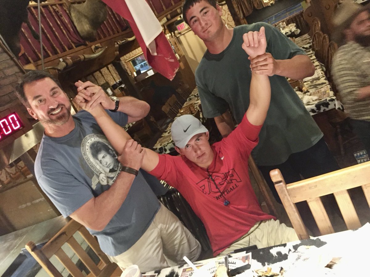 BabeLaufenberg's tweet photo. Drove from Colorado to Dallas yesterday. You drive through Amarillo-every time I am reminded of how Luke was determined to finish the “72 ouncer.” (have to eat it in 1 hour) Lady had worked there two years and had never seen someone finish it. Then again, she had never seen Luke https://t.co/Eb46ZZOBrH