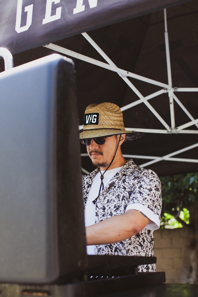 Stay cool, stay sharp, stay shaded. Where are you breaking yours in at - beach, pool, bbq? ☀️