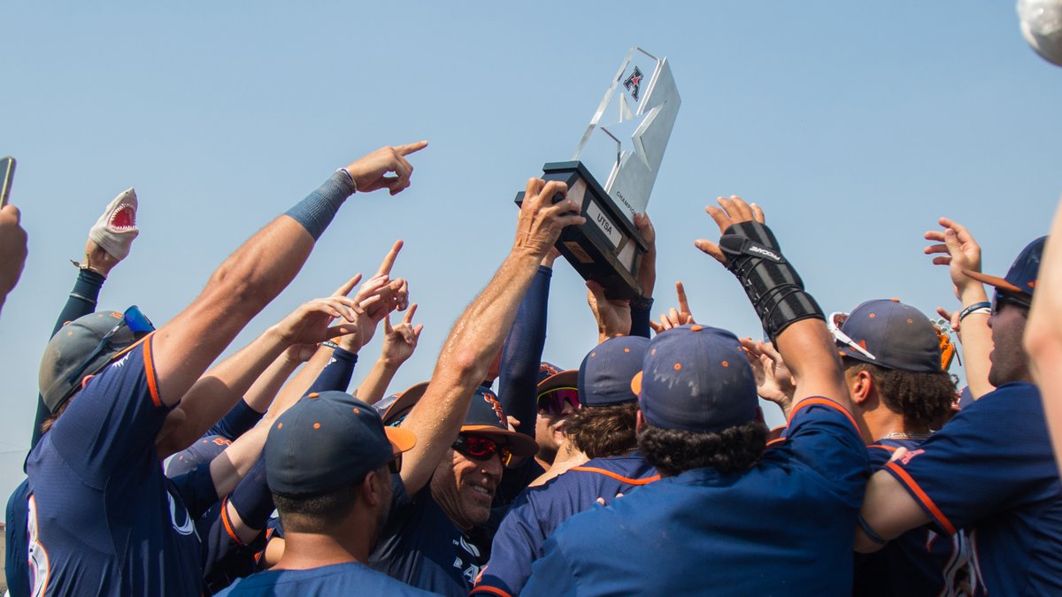 UTSAAthletics's tweet image. 🚨 Calling all UTSA Athletics letterwinners 🚨

We're planning an event especially for you! Click the link below to learn more about it and to update your information with us! 

🔗 utsa.pro/46oIEpk

#BirdsUp 🤙 #LetsGo210