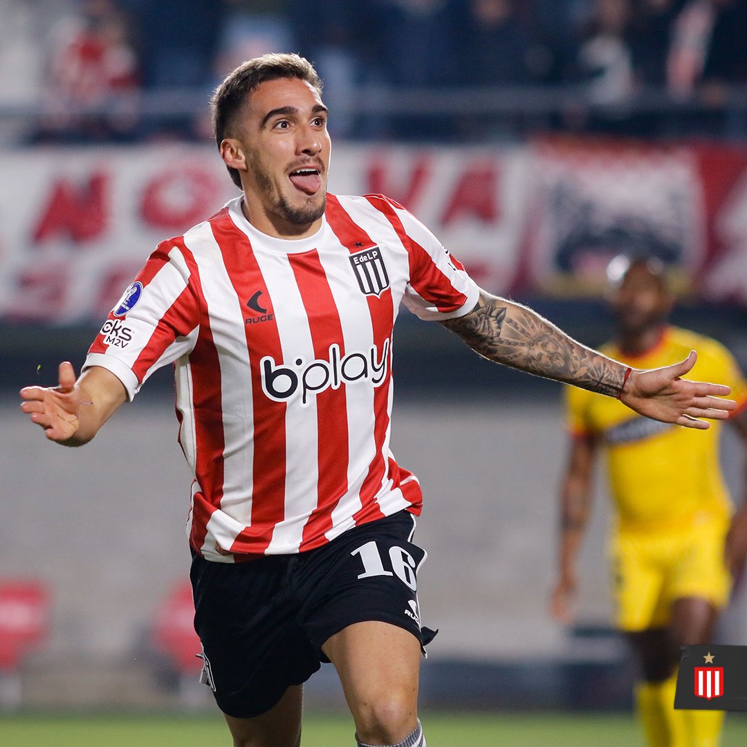 🚨Desde #Banfield, me confirmaron que el delantero Mauro Méndez solicitó unos días para considerar si aceptará la oferta de unirse al "Taladro".
·Cabe recordar que el jugador renovó su contrato con #EDLP hasta diciembre de 2027 hace aproximadamente un mes. 🔜🟢⚪️
