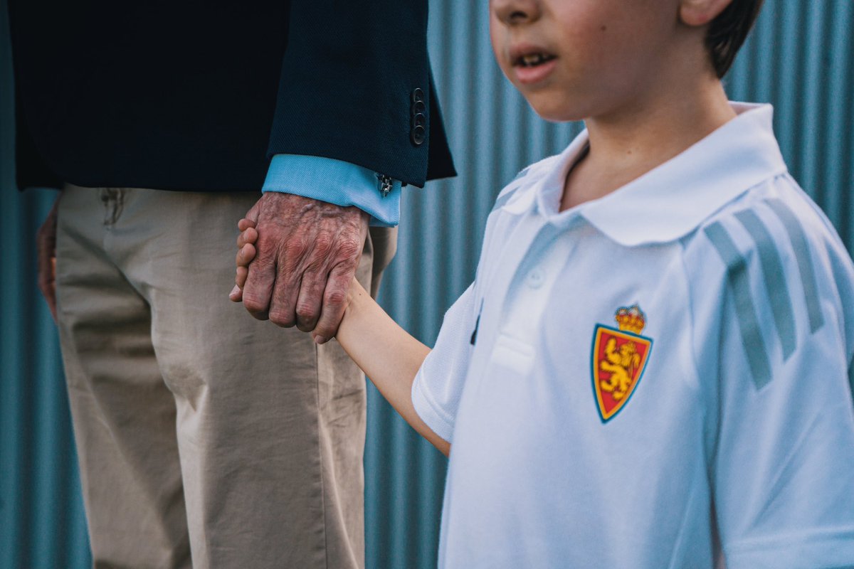 Mañana

Campaña de socios 2025/26 💙🤍