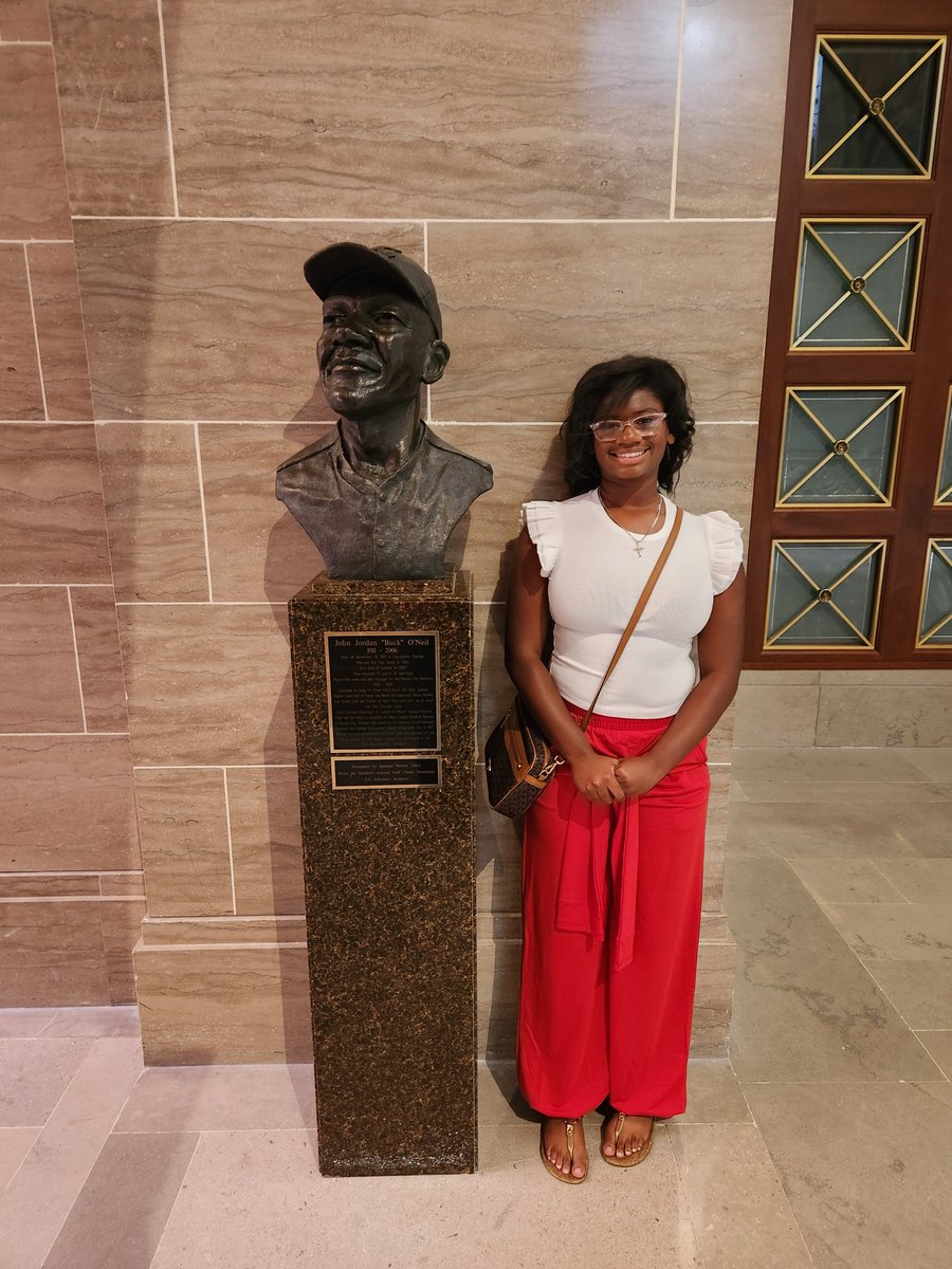 Madison Farr (@kittykatisabel) on Twitter photo At the MO State Capitol, getting ready to meet <a href="/GovMikeKehoe/">Governor Mike Kehoe</a>! At the MO State Capitol, getting ready to meet <a href="/GovMikeKehoe/">Governor Mike Kehoe</a>!