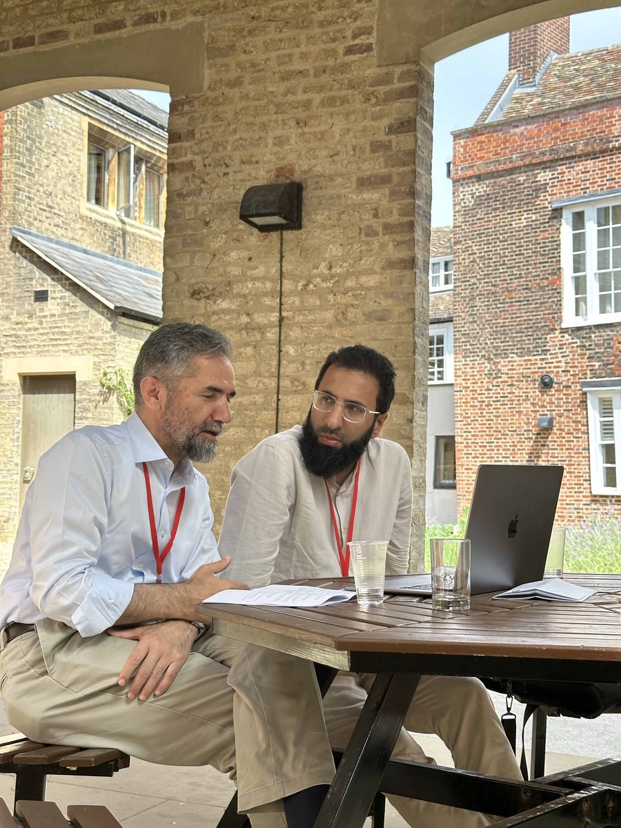 CMC_Cambridge's tweet photo. ποΈ CMC was delighted to participate in @BRAIS_UK 2025, with our faculty contributing to key discussions. An enriching experience at a major gathering of Islamic scholarship. π Learn more: https://t.co/KBfb2c0P9F
#BRAIS2025 #LearnWithCMC https://t.co/A6Eq2E9koB