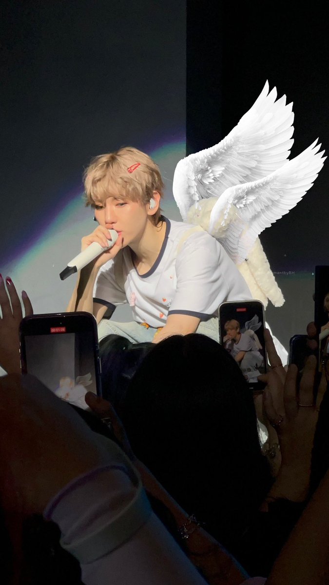 momentbyBH's tweet photo. #백현🪽 https://t.co/qFcoMLBf6d