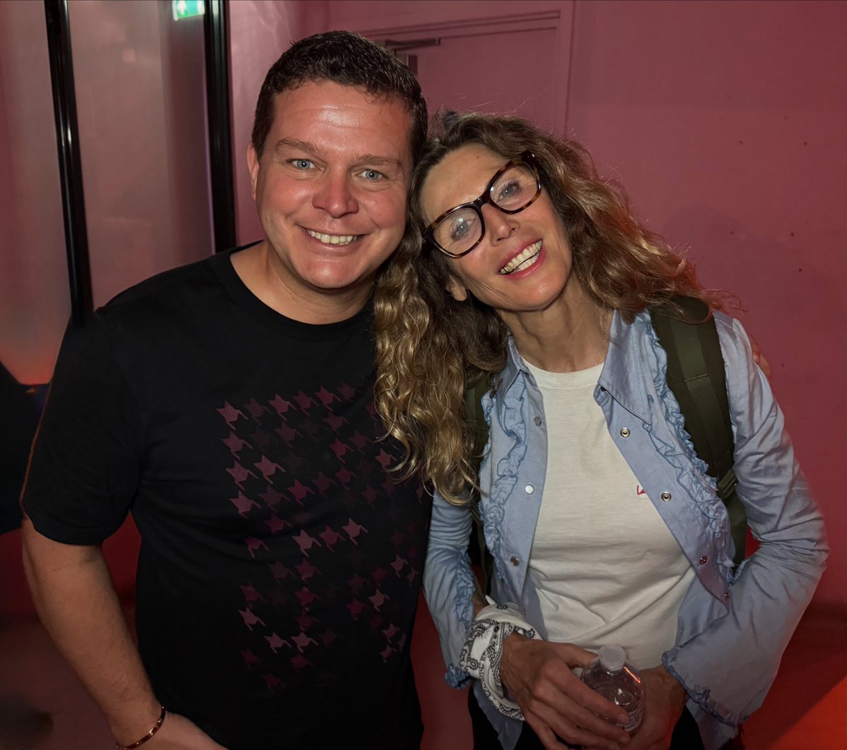 Andrew/Andy Parker (@busapar3) on Twitter photo The music 🎵 legend that is <a href="/therealsophieb/">Sophie B. Hawkins</a> outstanding 👏 at Glastonbury this year! Great seeing her live recently #sophiebhawkins The music 🎵 legend that is <a href="/therealsophieb/">Sophie B. Hawkins</a> outstanding 👏 at Glastonbury this year! Great seeing her live recently #sophiebhawkins
