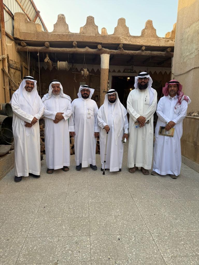 WAlhjlt's tweet image. تشرفت اليوم بزيارة متحف المشوح التراثي.. حيث خظيت بمقابلة العميد مشوح وشرح لنا تفاصيل المتحف الرائعة
@متحف_المشوح_التراثي
@moltqa_mobdeen
@موسوعة_كيوبيديا_العالمية
@alhawmah1