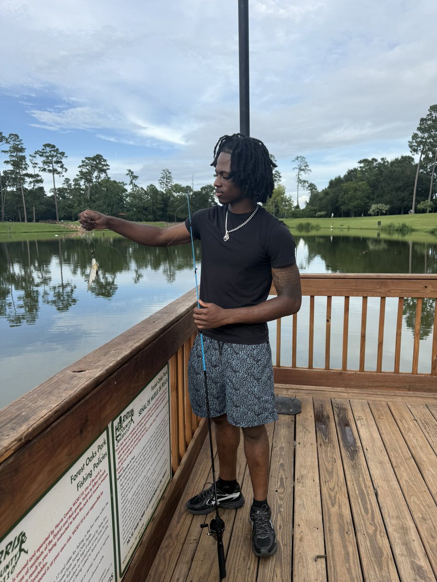 fnse1k's tweet photo. Houston was so boring we went fishing fuck da nightlife😂 https://t.co/CIL2bBIdpn
