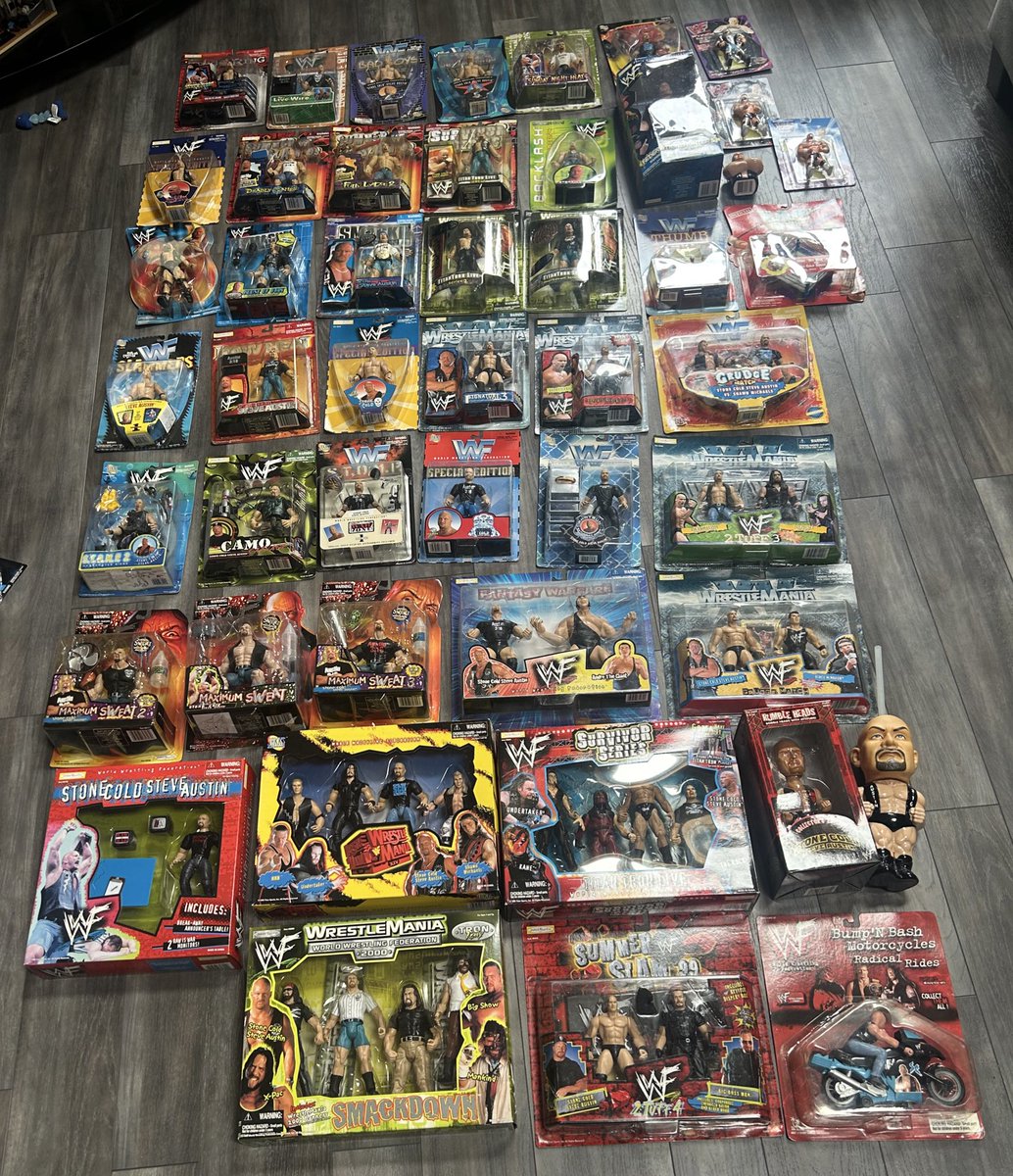 hovaaa87's tweet photo. Got this massive Stone Cold Steve Austin Jakks lot. Cards are all pretty decent and I'm keeping NONE of this. Interested in anything.. feel free to DM.
Let's make a deal before this ends up on Edward Bay. #FigLife
@FullyPoseable @MajorWFPod @VintageJakksBCA https://t.co/PbvxmXvzfB