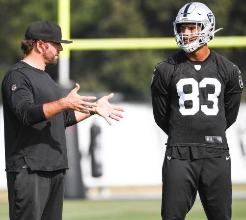 FinsXtra (@finsxtra) on Twitter photo 🗣️ Darren Waller on his relationship with Miami Dolphins OC Frank Smith: “Frank helped so much with my transition to the Raiders… He really opened my eyes to the fact that I could be great. I never really thought I could be great.” (<a href="/flasportsbuzz/">Barry Jackson</a>) #PhinsUp 🗣️ Darren Waller on his relationship with Miami Dolphins OC Frank Smith: “Frank helped so much with my transition to the Raiders… He really opened my eyes to the fact that I could be great. I never really thought I could be great.” (<a href="/flasportsbuzz/">Barry Jackson</a>) #PhinsUp