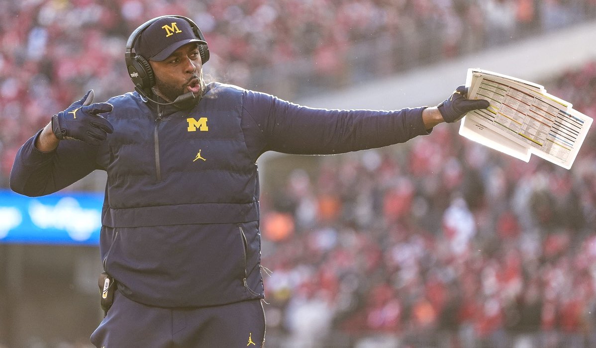 uofmcoverage's tweet image. In the last week, Michigan has landed:
5⭐️ EDGE Carter Meadows
4⭐️ WR Zion Robinson
4⭐️ OT Malakai Lee
4⭐️ DL Titan Davis
4⭐️ EDGE Julian Walker
4⭐️ DB Andre Clarke
4⭐️ OL Marky Walbridge
3⭐️ LB Markel Dabney