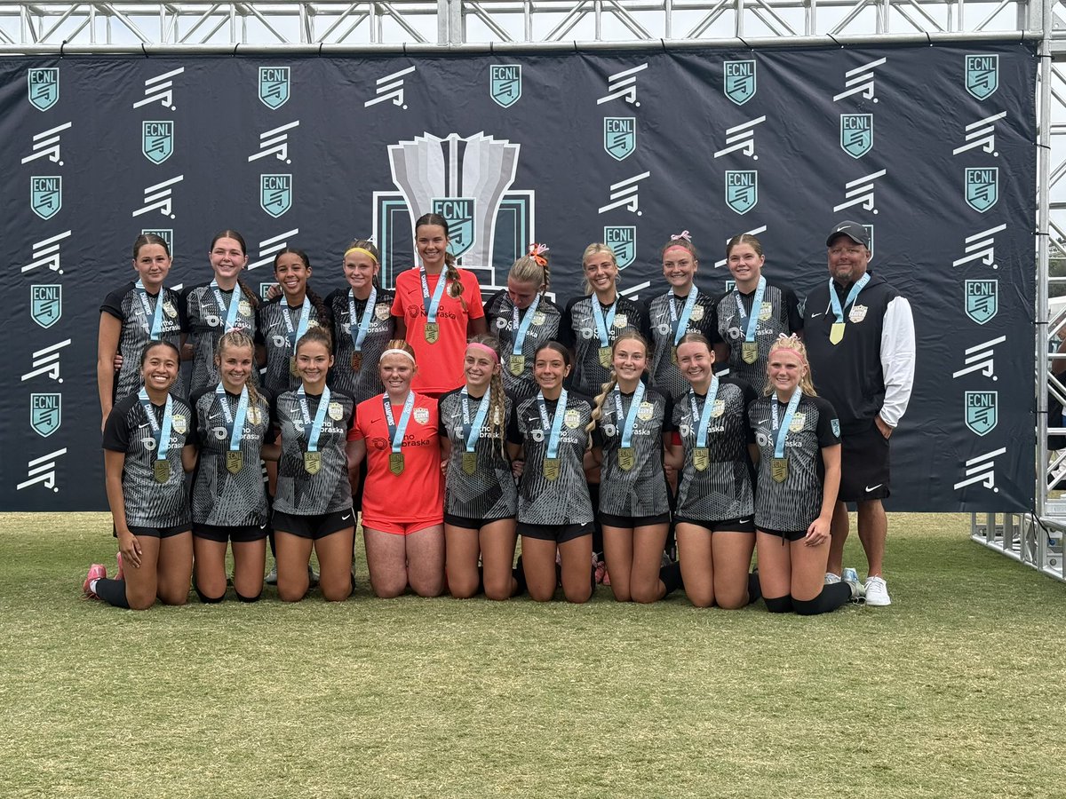 GEA_ECNL's tweet image. Represented.
Coming back to the Good Life with the🏆 ✅
A 2-0 win vs Ohio Elite makes our @GEA_09_ECNL the 2025 @ECNLgirls North American Cup CHAMP1ONS ☝🏻
Safe travels home to all & enjoy the celebrations 👌
#GEAECNL #Playoffs2025 #BeElite