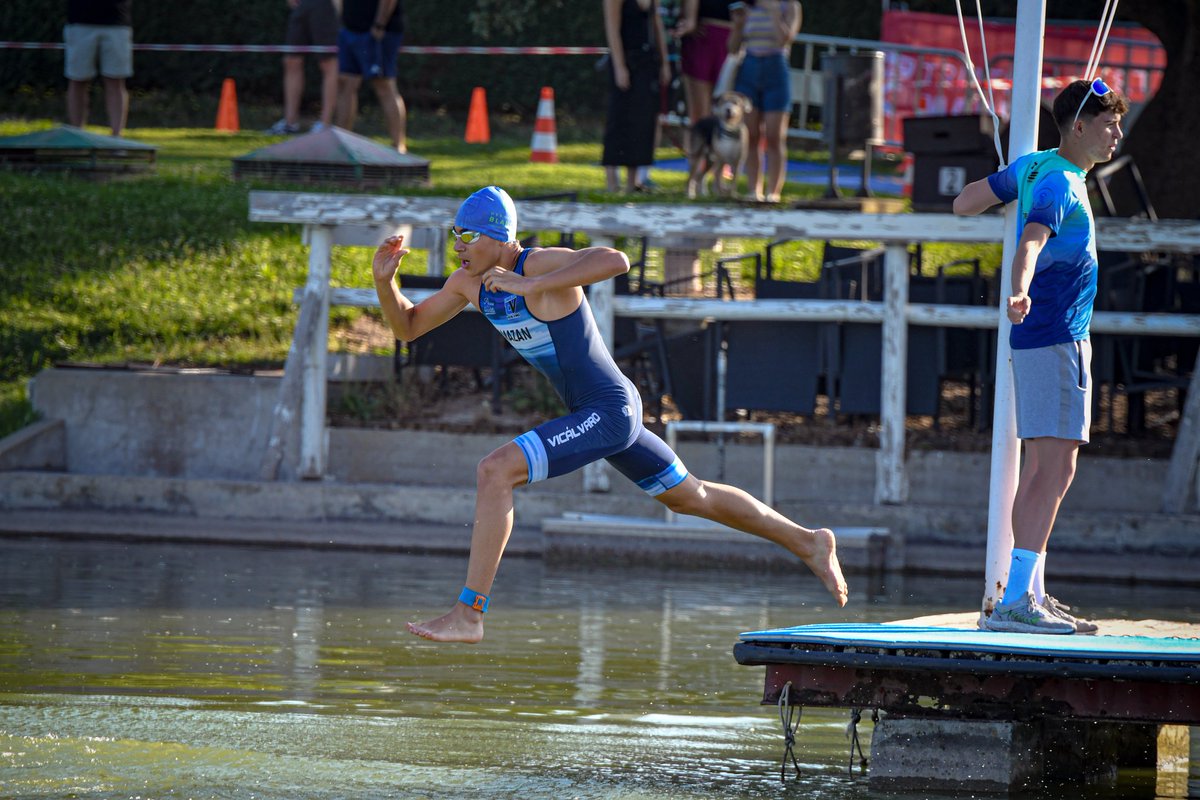 ACUATLON LAS ENCINAS DE BOADILLA 2025
📸 🏊🚴🏃‍♂️

Todas tus fotos:
@barrel.cloud

#frutocfotos #triathlon #yourbarrel #barrel #boadilla #triatlonmadrid #fotosdeportivas #photosport #ciclismo #madrid #frutoctwitter #triatlon #triatlonsprint #federacionmadrileñatriatlon #fmt