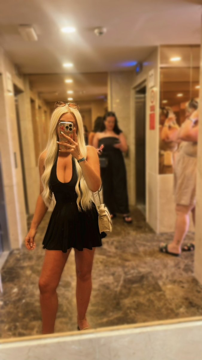 Rachael (@rachaellllllx) on Twitter photo Haven't slept for over 36 hours but night one ✌🏼 Haven't slept for over 36 hours but night one ✌🏼