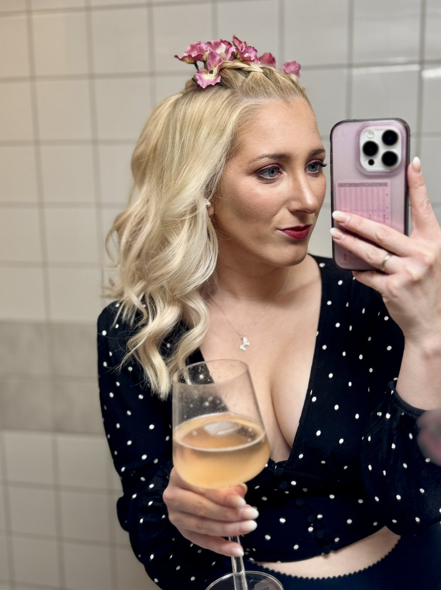 johanna 🏳️‍🌈🎉 tweet media