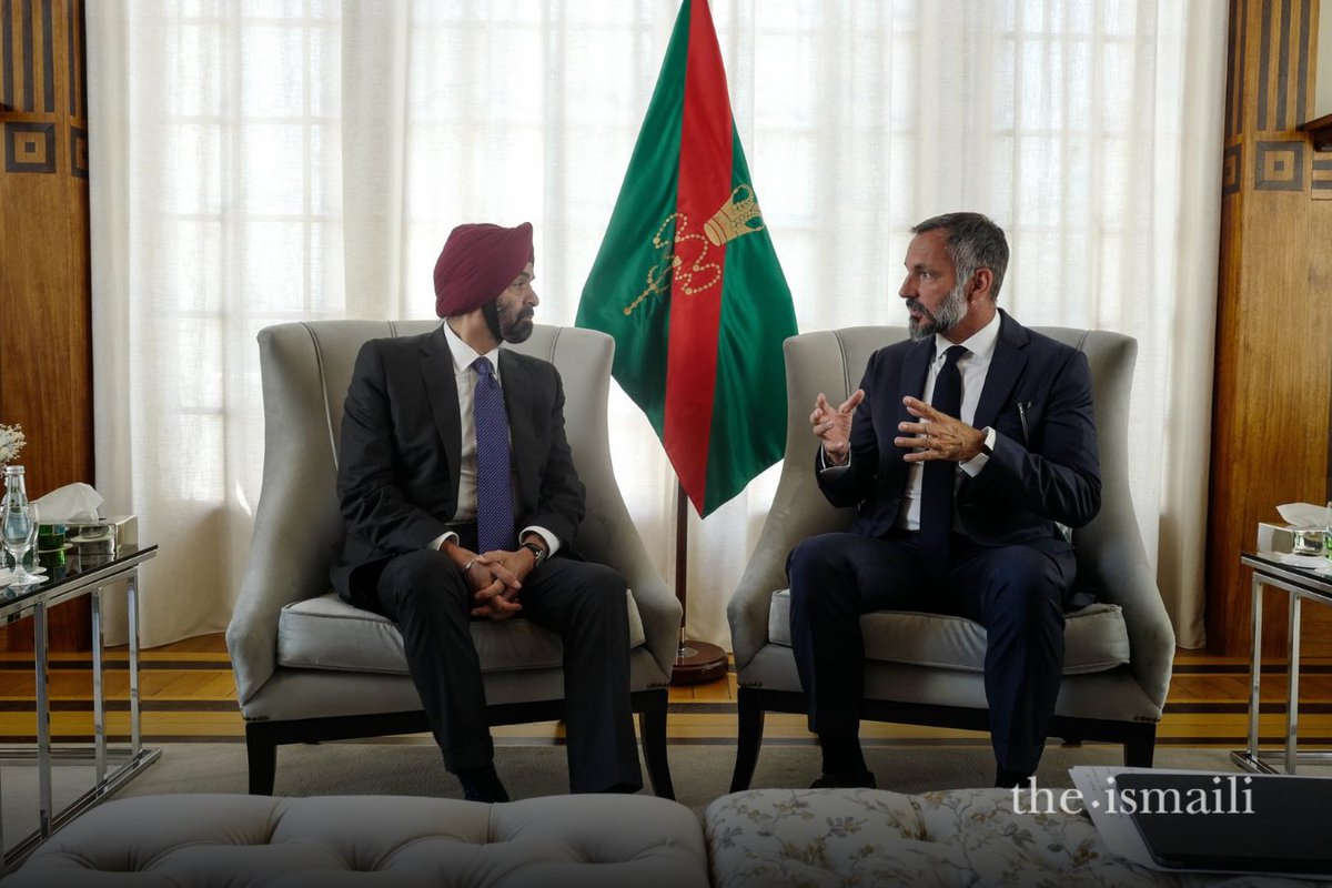 TheIsmaili's tweet photo. Mawlana Hazar Imam and Ajay Banga, President of the World Bank, met today at the Diwan of the Ismaili Imamat in Lisbon, Portugal. Having last met at the World Bank headquarters in Washington, DC in February 2024, this was their first meeting since Hazar Imam assumed office as the 50th hereditary Imam of the Shia Ismaili Muslims and Chair of the Aga Khan Development Network (AKDN).

They discussed matters of mutual interest, including development priorities in Afghanistan and the wider Central Asia region, Syria, addressing the climate crisis, expanding clean energy in Africa, and job creation.

The World Bank and AKDN have a long history of collaboration and partnership, spanning multiple countries and sectors, including energy, financial services and telecommunications, as well as agribusiness, community development, entrepreneurship, health, microfinance and tourism.

Photo credit: AKDN