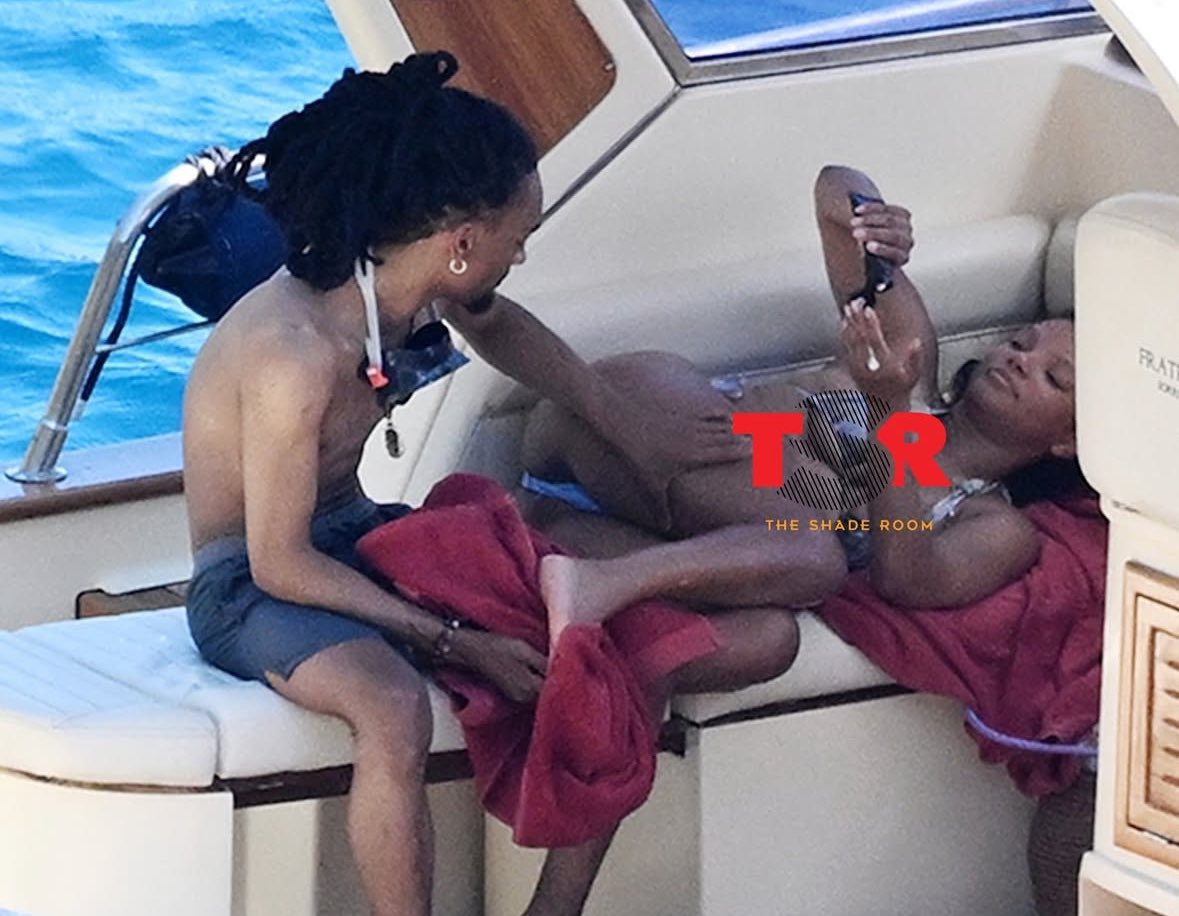CommentaryWLaLa's tweet photo. And yall calling #Halle bitter like she was hung up on DooDooGarbage. PLEASE!

LETS GOOOOO, MS. BAILEY! https://t.co/xXsx4v8UON