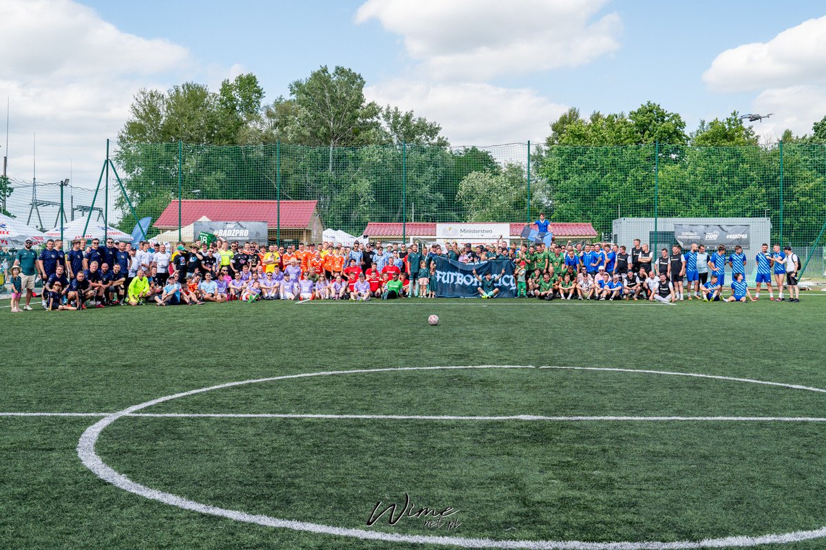 #Futboholik tweet media