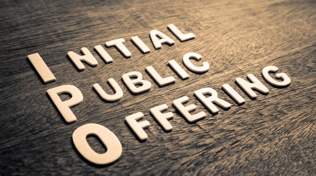 ❓Faut-il fuir les IPO 
(sources des chiffres avancés en bas du thread)

📉 Depuis 2014, 77 % des sociétés introduites sur Euronext Paris sont sous leur prix d’introduction.
🇺🇸 Aux USA, sur 8606 IPO , 79 % sous-performent les indices.

❓Pourquoi autant d’échecs ? 👇
🧵 Thread