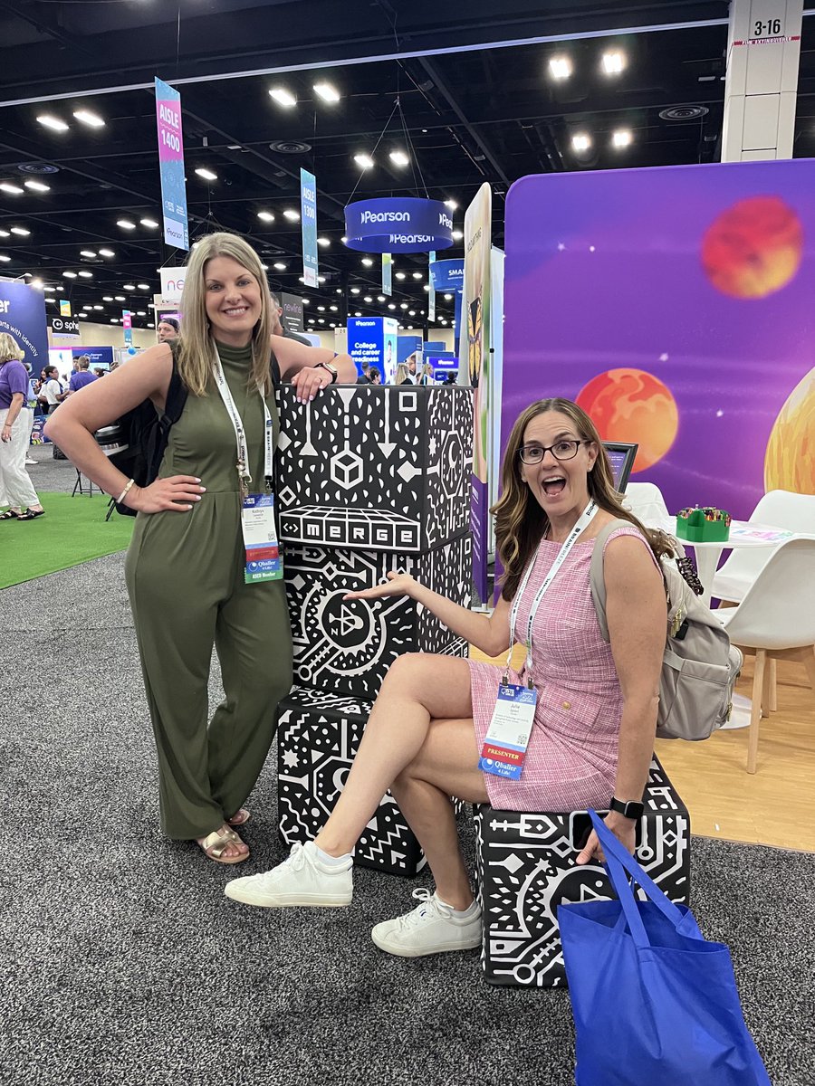 We love ⁦<a href="/mergeedu/">#MergeEDU</a>⁩! #megamergecube #iste25